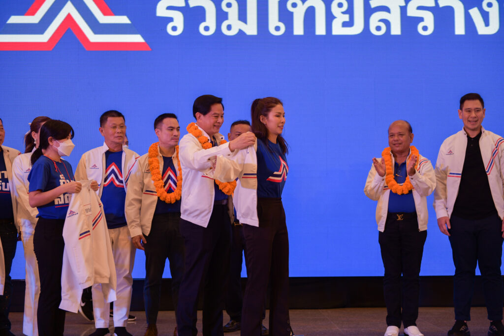 PR_รวมไทยสร้างชาติ (32 of 40)